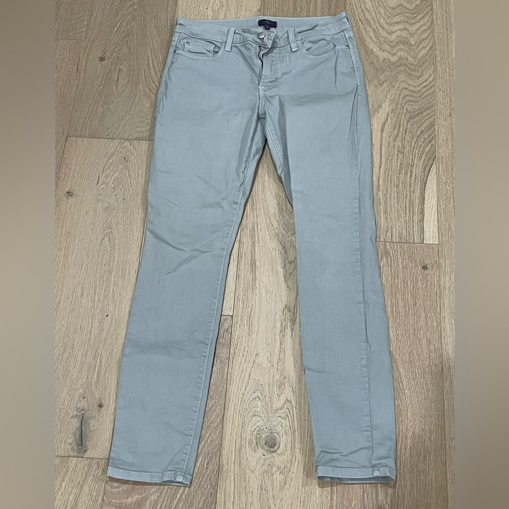 Gray Straight Jegging